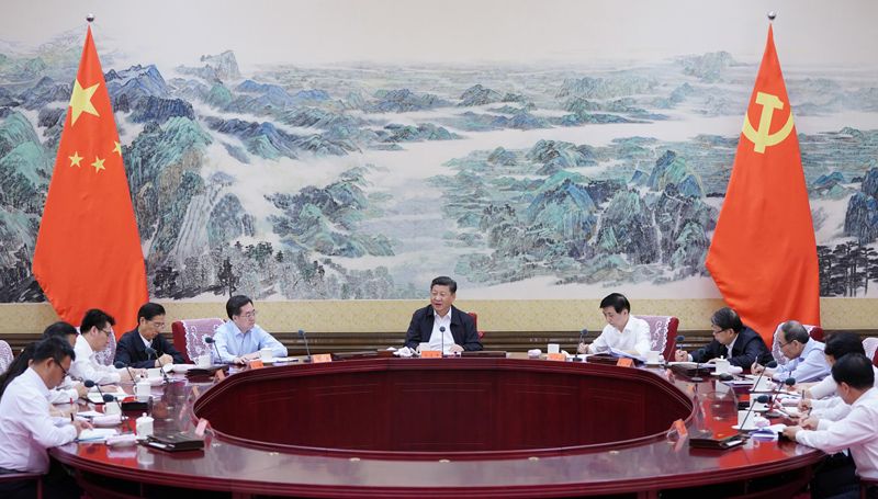 7月2日,中共中央总书记、国家主席、中央军委主席习近平在中南海同团中央新一届领导班子成员集体谈话并发表重要讲话。新华社记者 王晔 摄 7月2日,中共中央总书记、国家主席、中央军委主席习近平在中南海同团中央新一届领导班子成员集体谈话并发表重要讲话。新华社记者 王晔 摄